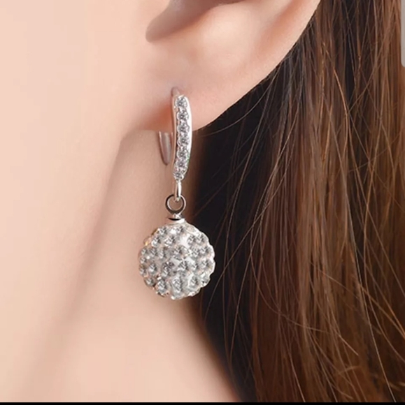 ❤️❤️❤️NEW  Round zirconia crystal earrings - Picture 2 of 6